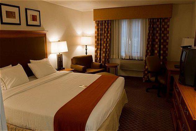 Holiday Inn Express & Suites Park City Photo