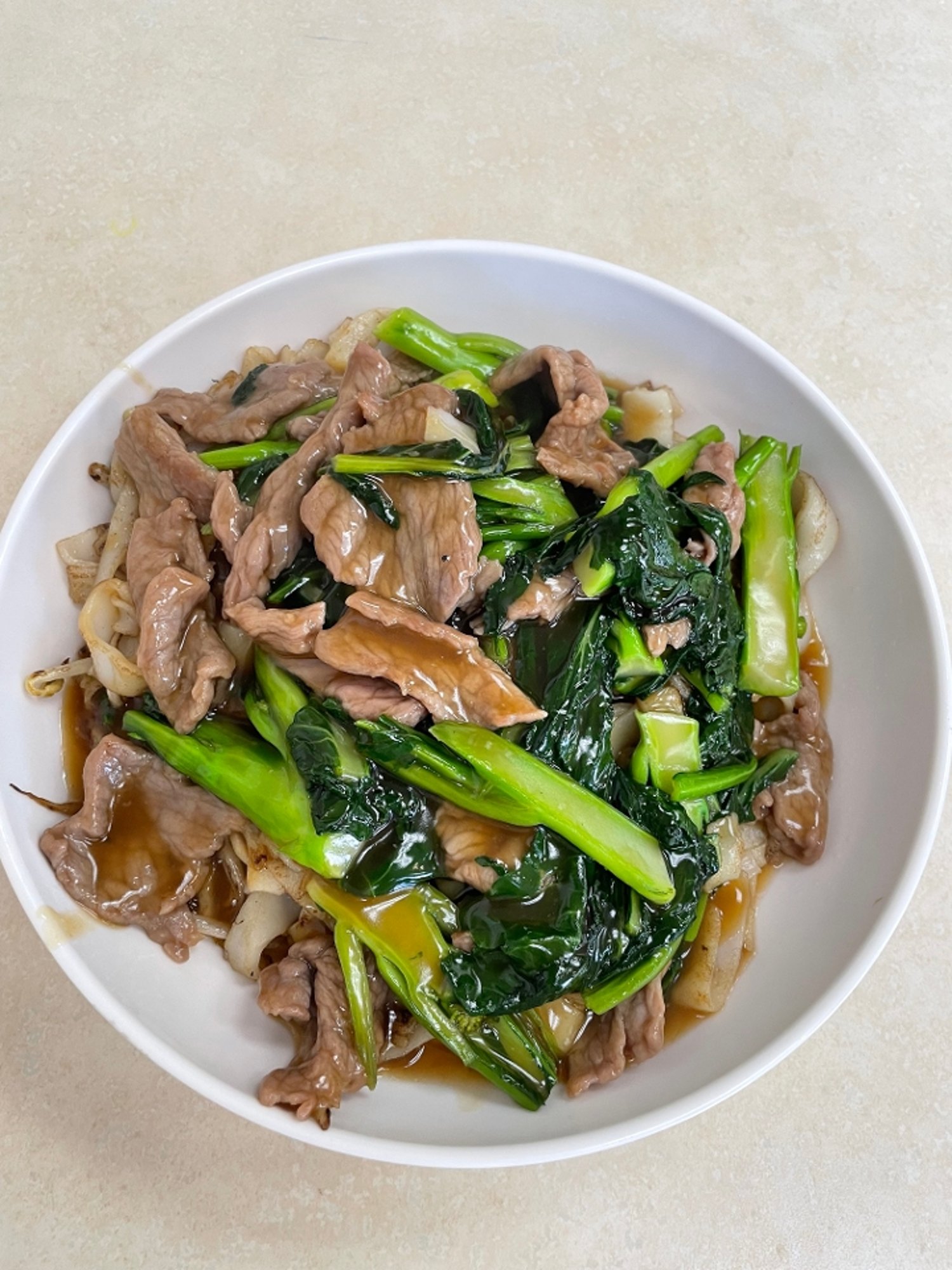 濕炒牛河 161.Chow Funn with Beef (Gravy)