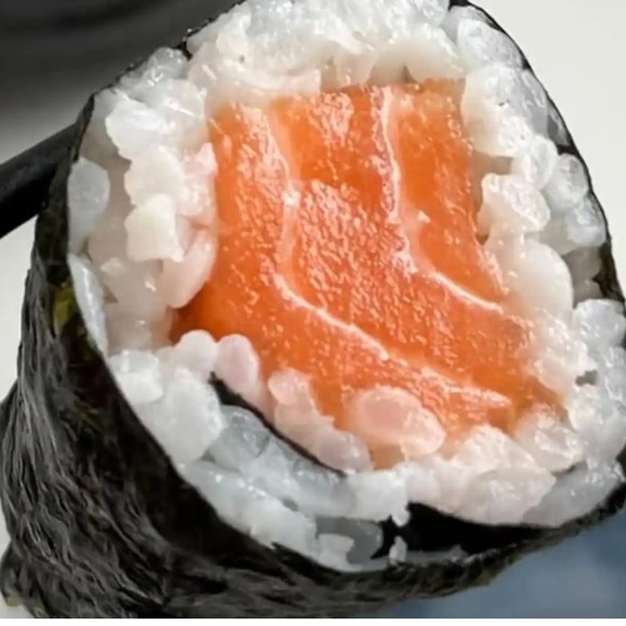 Salmon Roll