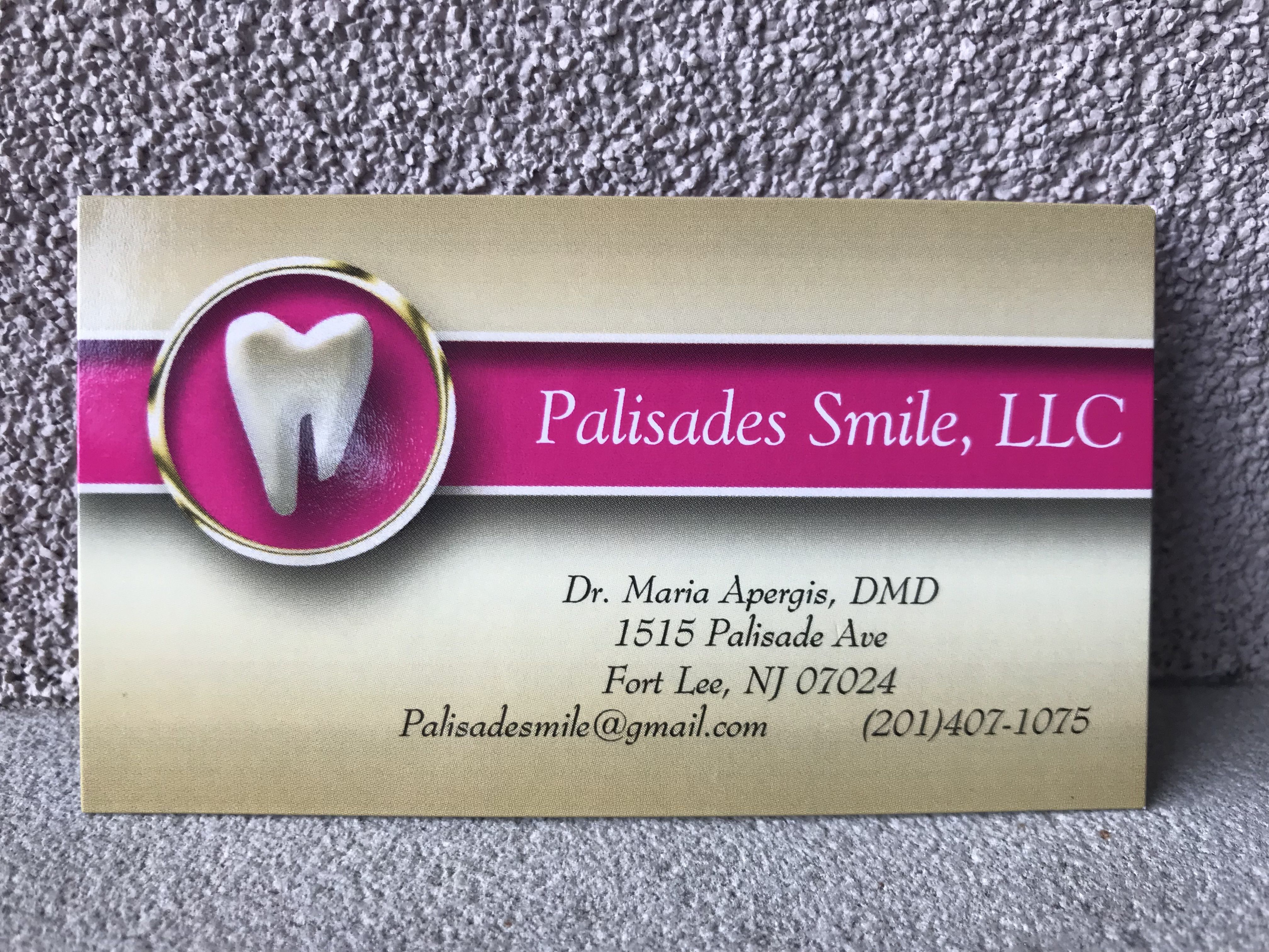 Palisades Smile LLC, Dr. Maria Apergis, DMD Logo