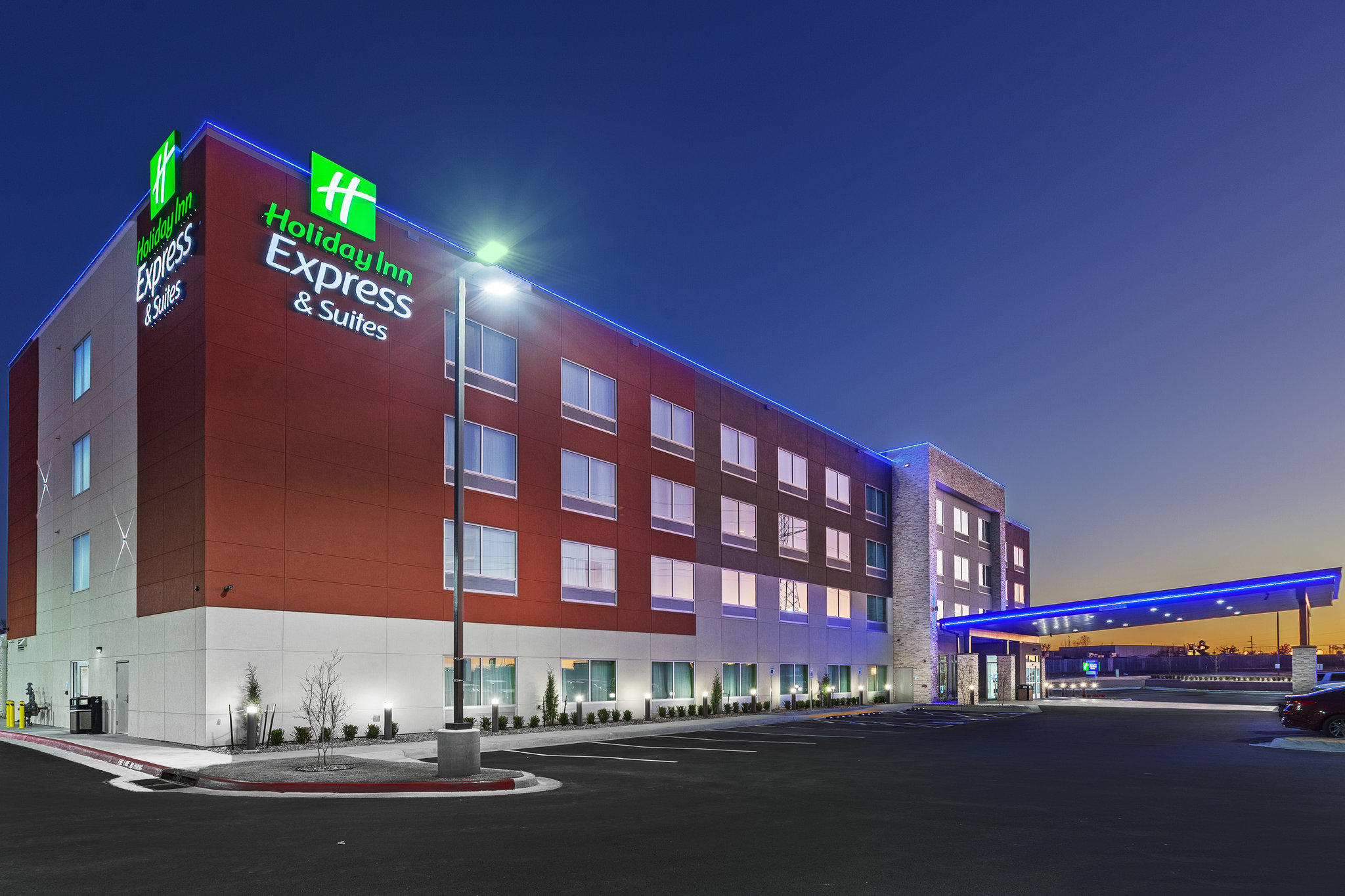 Holiday Inn Express & Suites Tulsa Northeast - Owasso Photo