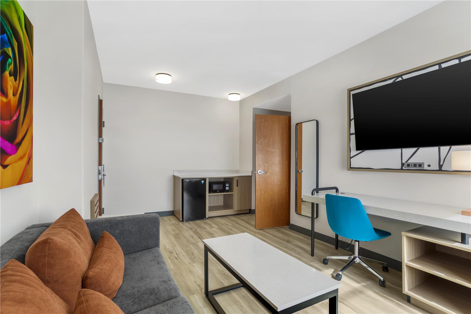 Best Western Plus Rose City Conference Center Inn Image