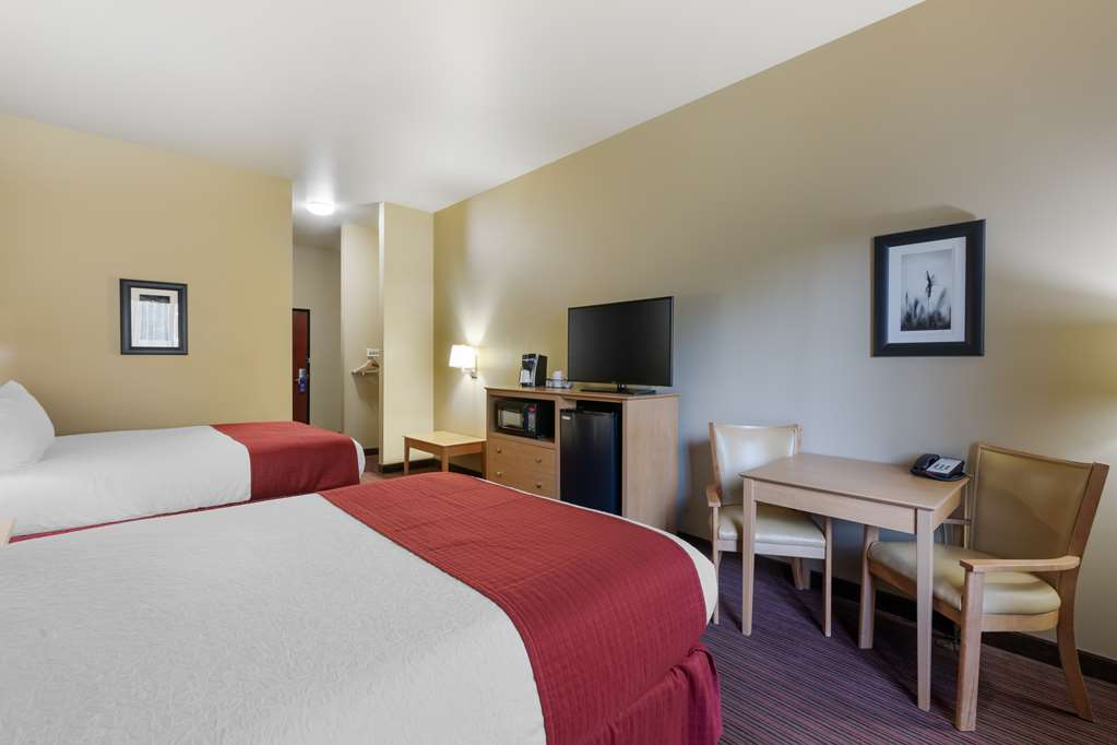 Best Western Golden Prairie Inn & Suites Image