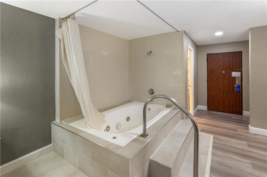 Best Western Manassas Image