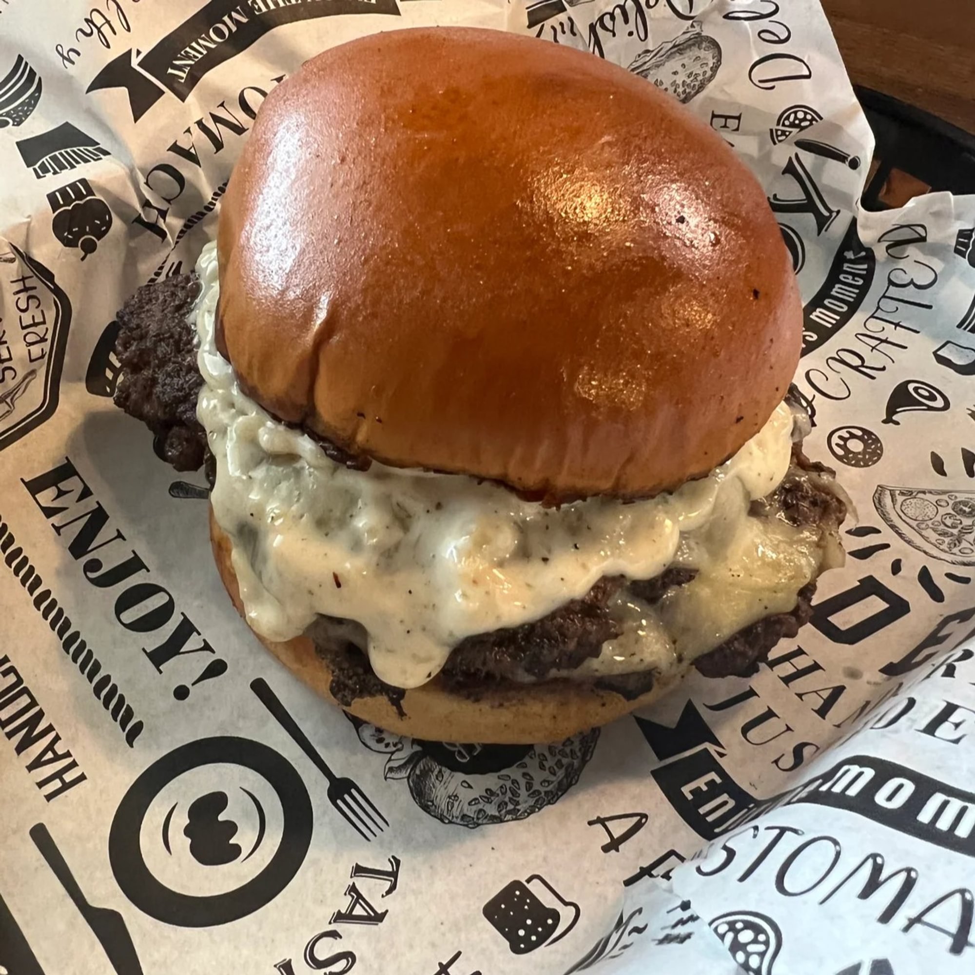Garlic Aioli Smash Burger