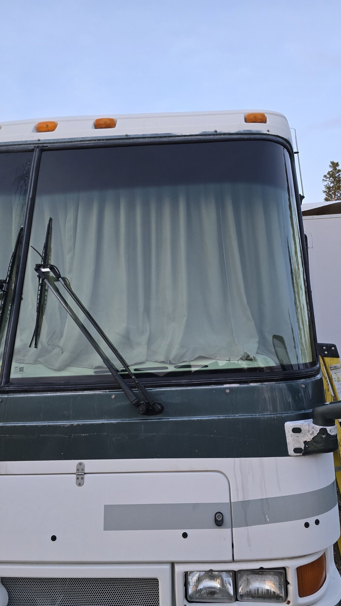 Precision RV Glass LLC Image