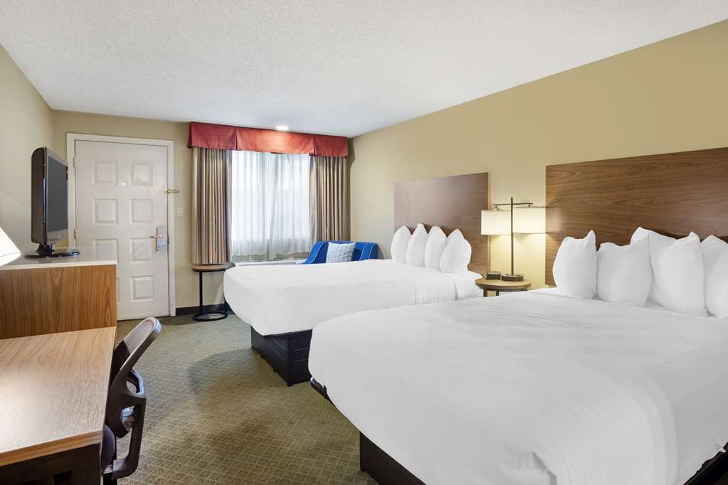 Best Western Shadow Inn Image