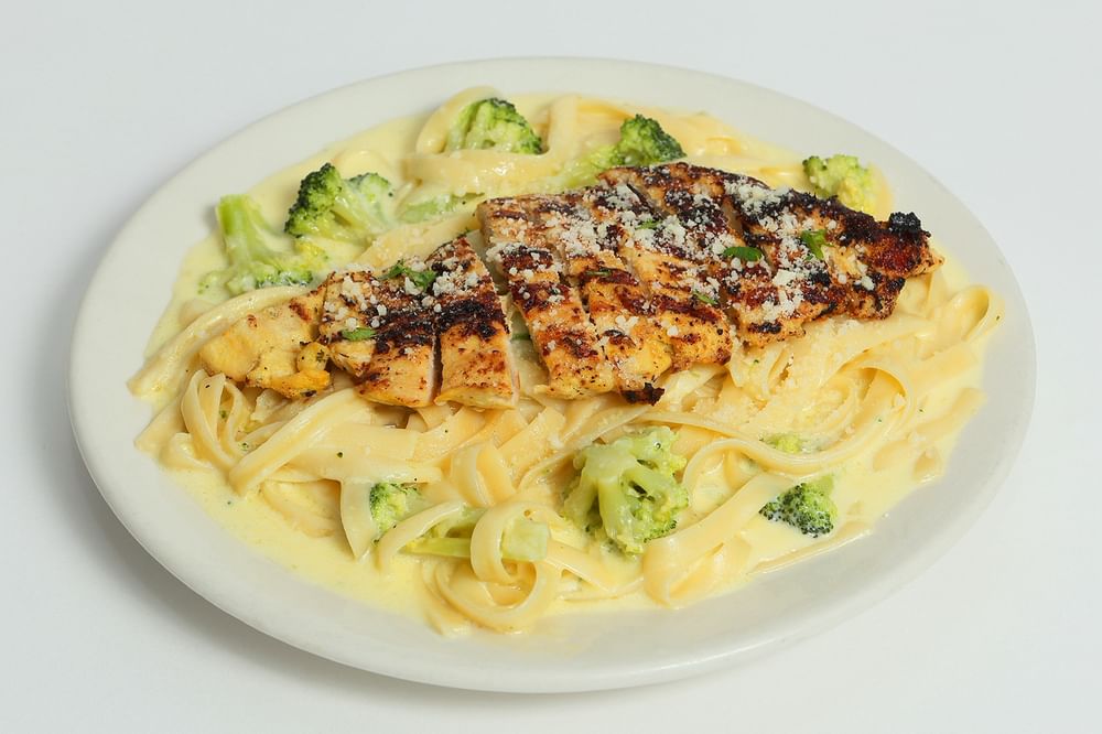 Fettuccine Alfredo with Chicken & Broccoli