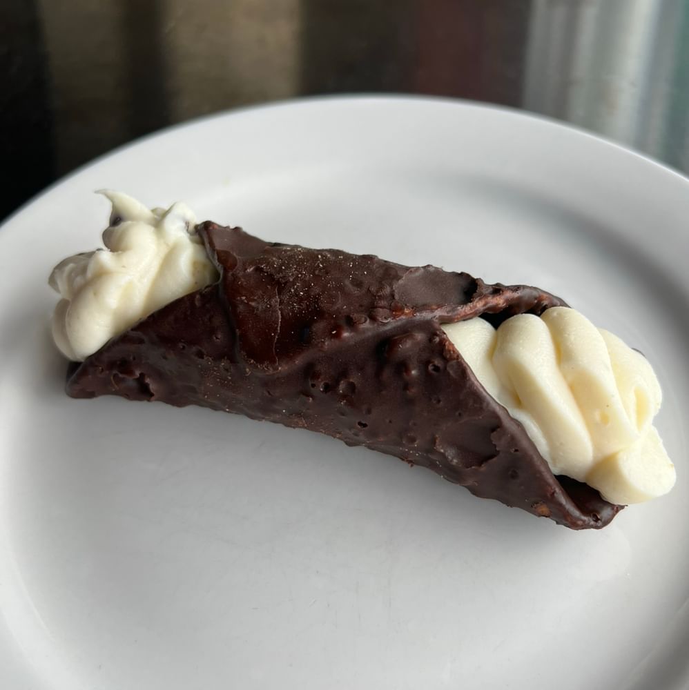 Large Chocolate Cannoli