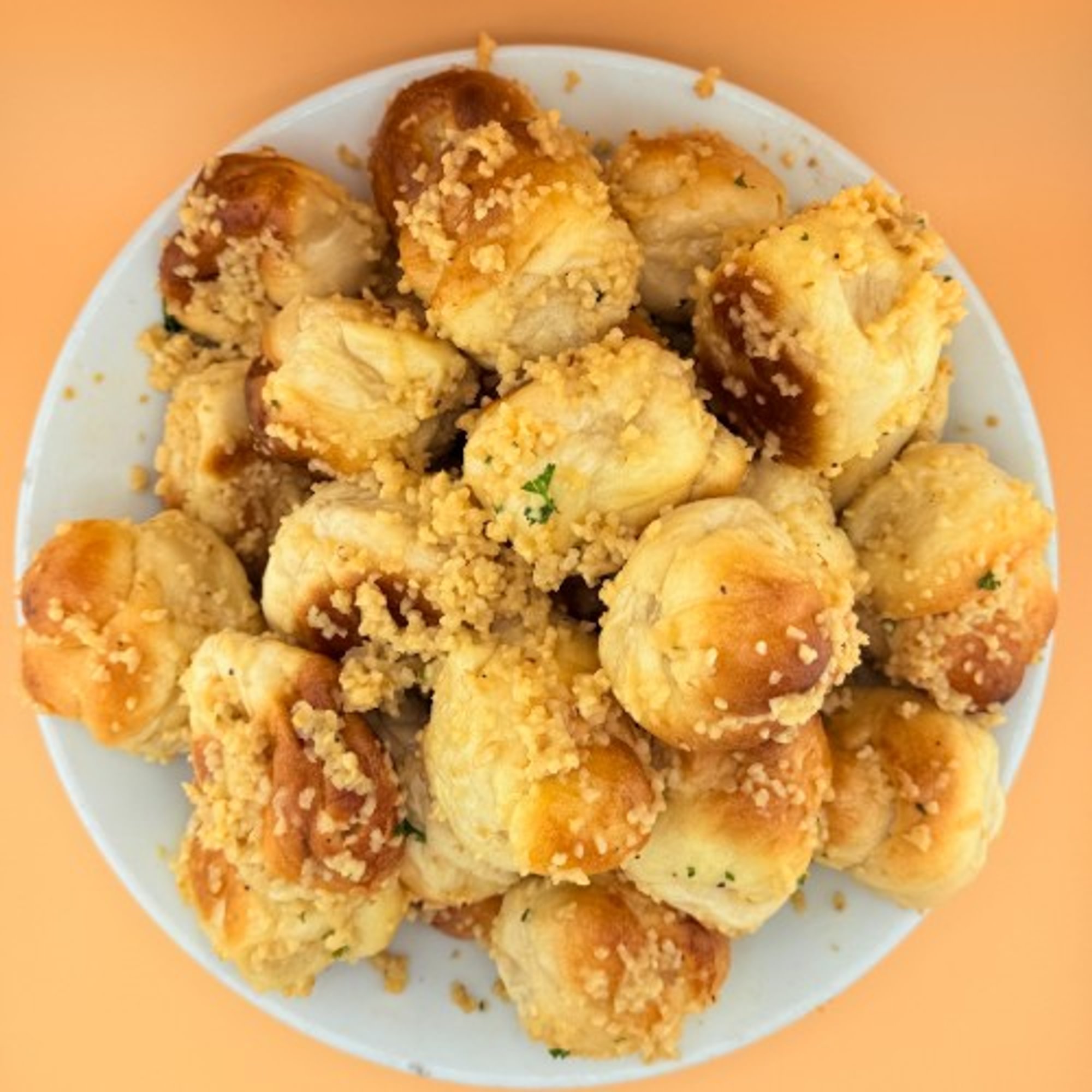 Garlic Knots (6)