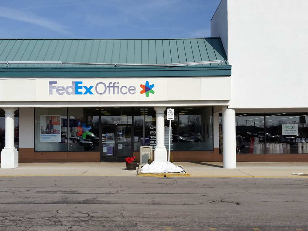 FedEx Office Print & Ship Center Photo