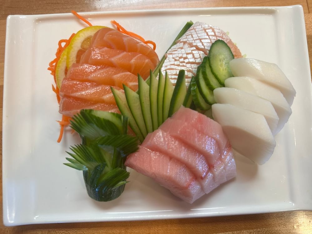 Sashimi Deluxe Combo