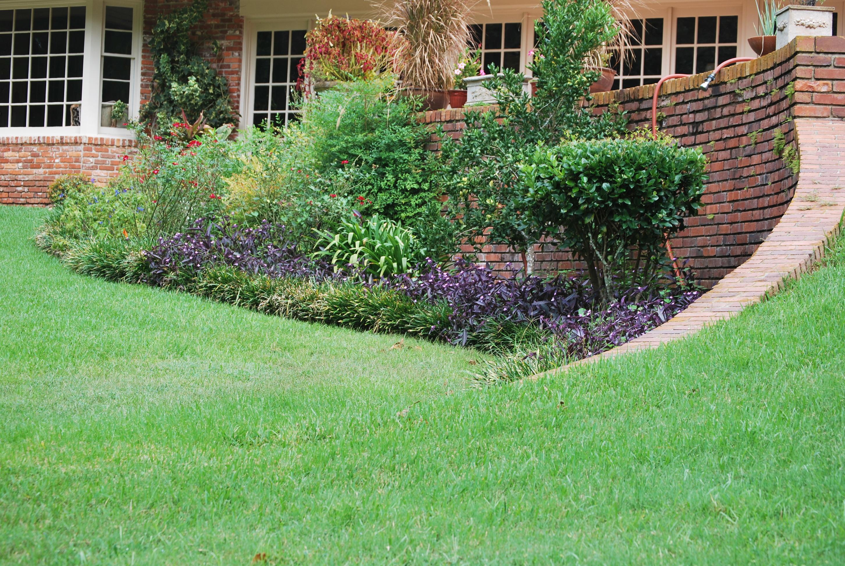 Dickerson Landscaping & Lawn Care | Tallahassee, FL Image
