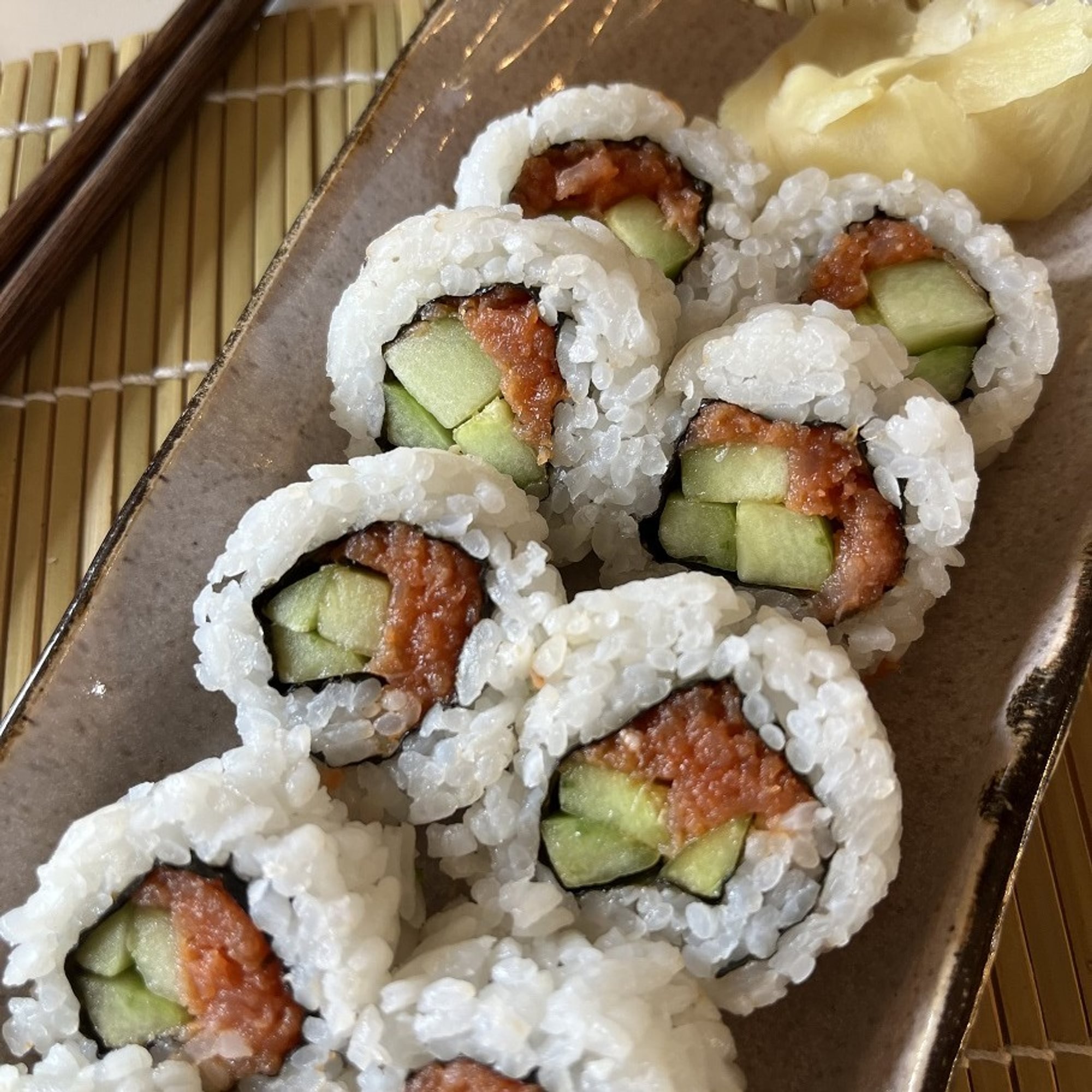 Spicy Salmon Roll