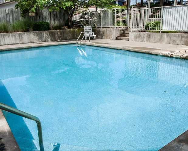 Images Sleep Inn & Suites Lake of the Ozarks