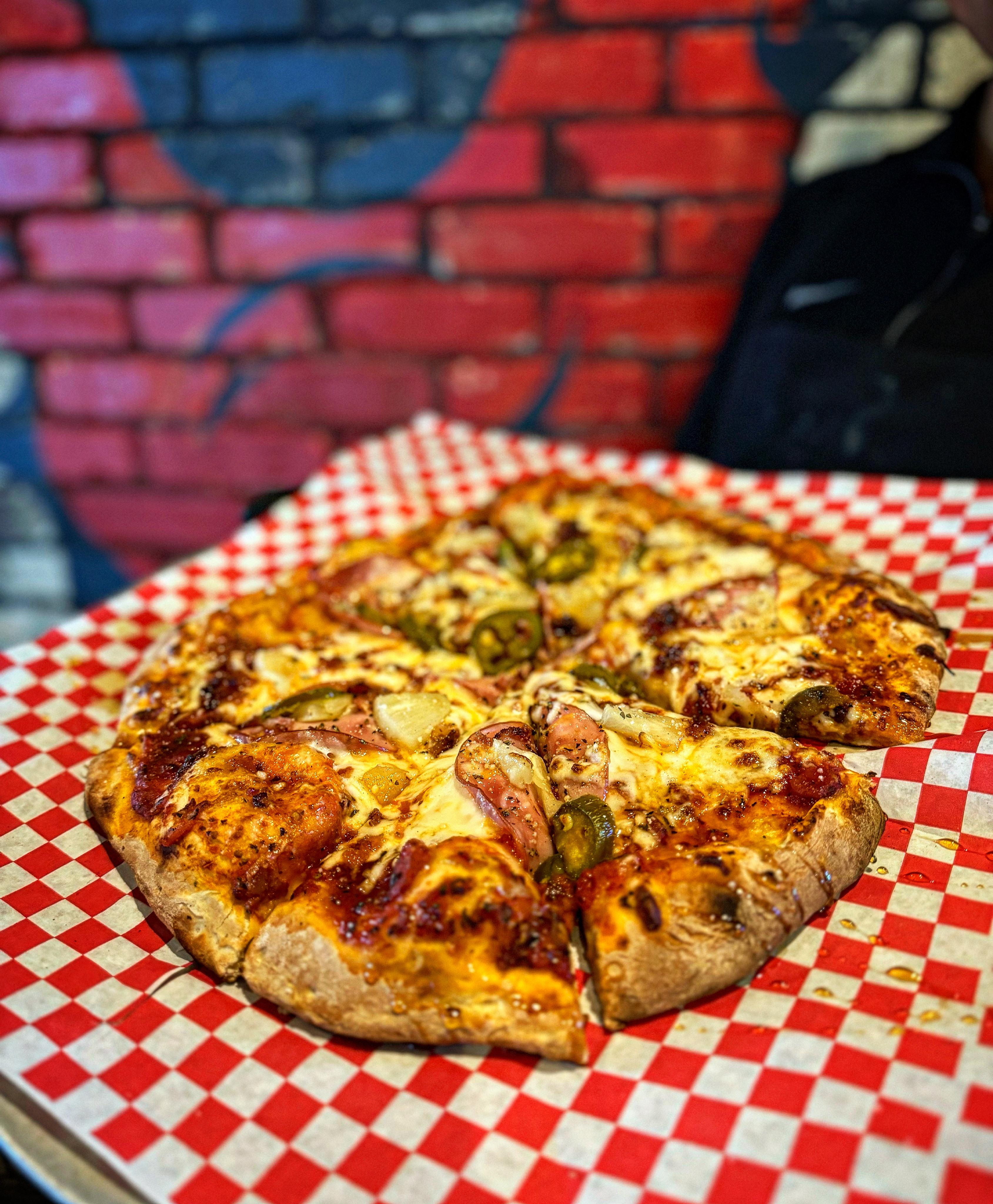 Hen House Bar & Restaurant Image