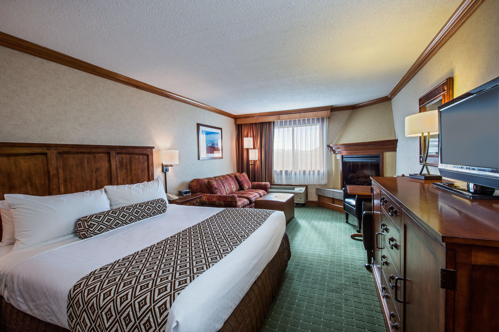 Crowne Plaza Lake Placid by IHG Image