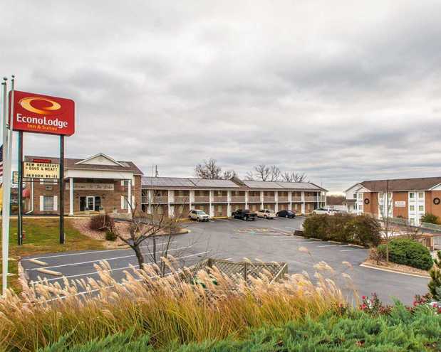 Images Econo Lodge Inn & Suites Lake Of The Ozarks