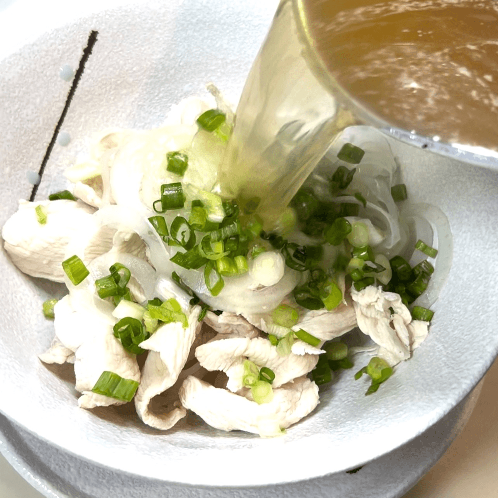 P06. PHO Chicken - White Meat
