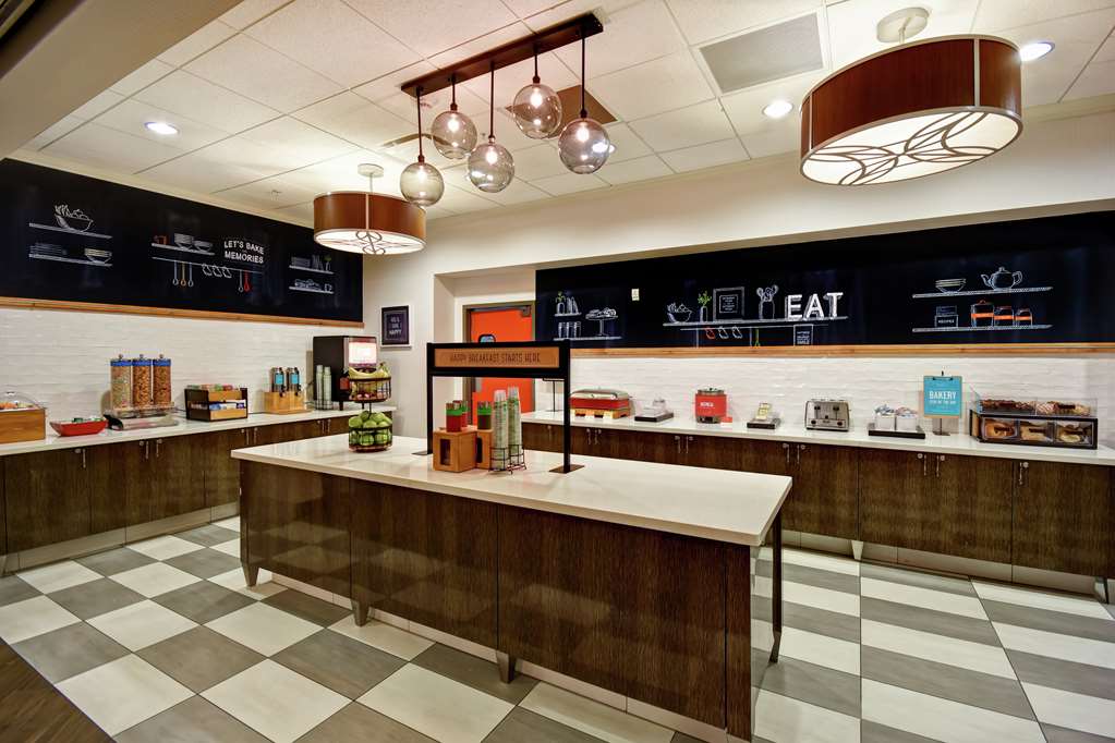 Hampton Inn & Suites Columbus Image