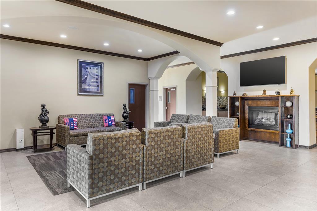 Best Western Red River Inn & Suites Image