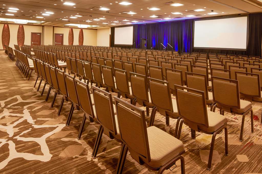 Hilton Denver City Center Image