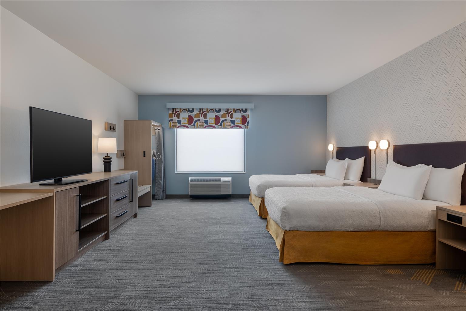 Home2 Suites by Hilton Ames Image