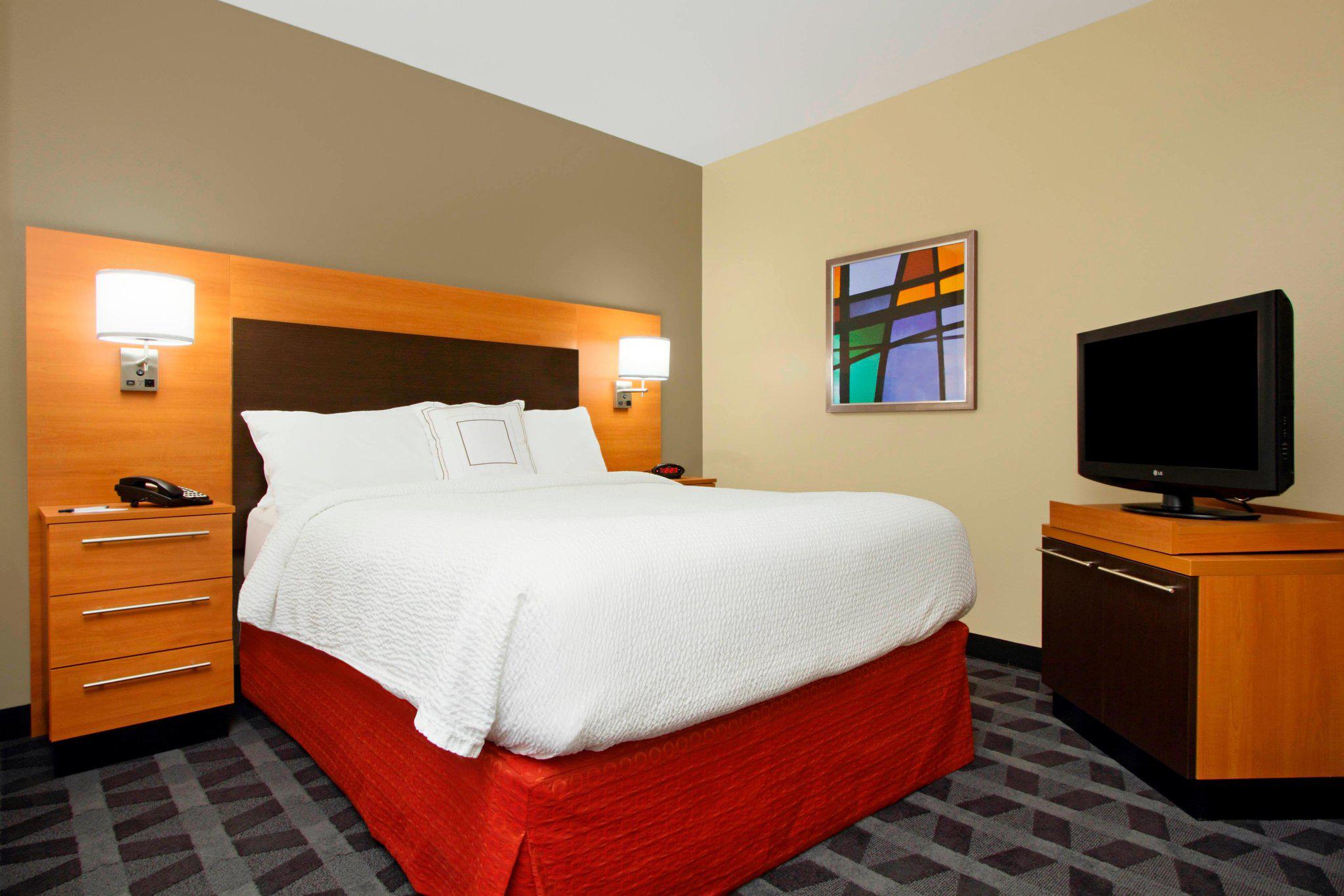 TownePlace Suites by Marriott Redwood City Redwood Shores Photo