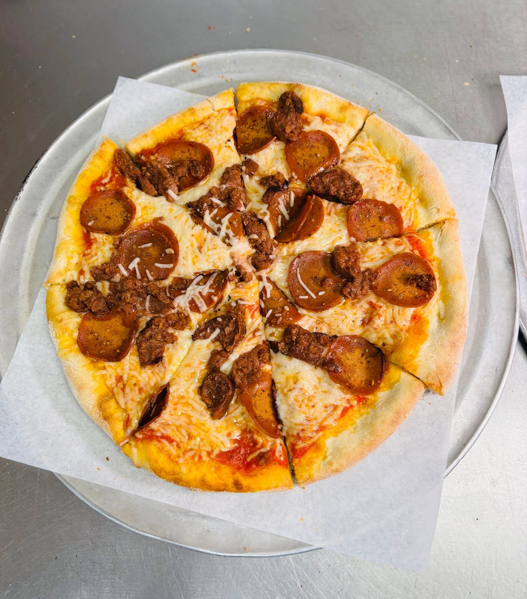 Meatless Lover's Vegan Pizza 🌱
