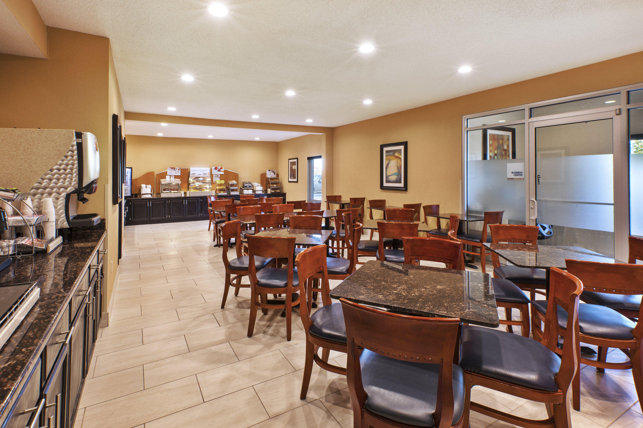 Holiday Inn Express & Suites Benton Harbor Photo