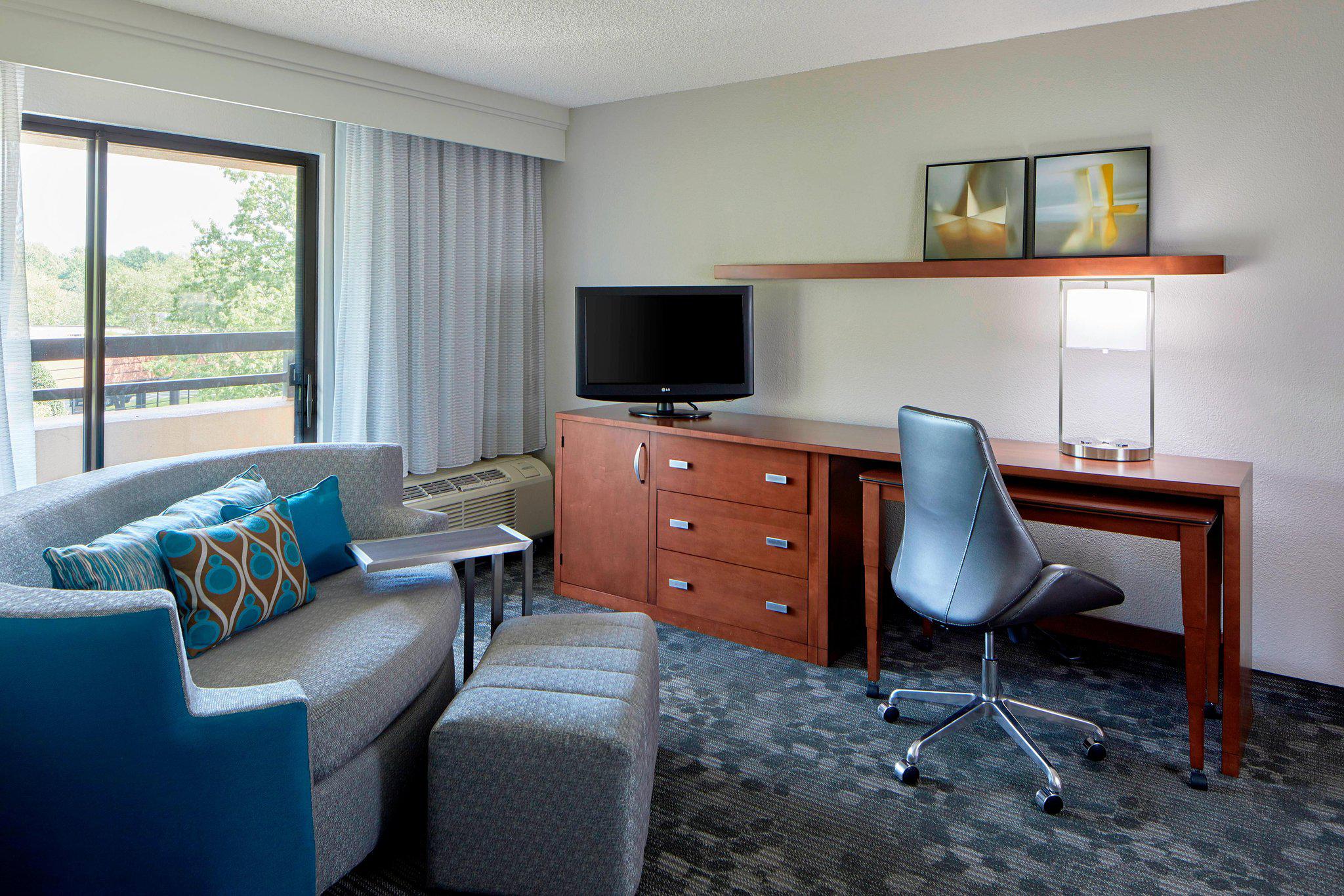 Courtyard by Marriott Raleigh-Durham Airport/Morrisville Photo