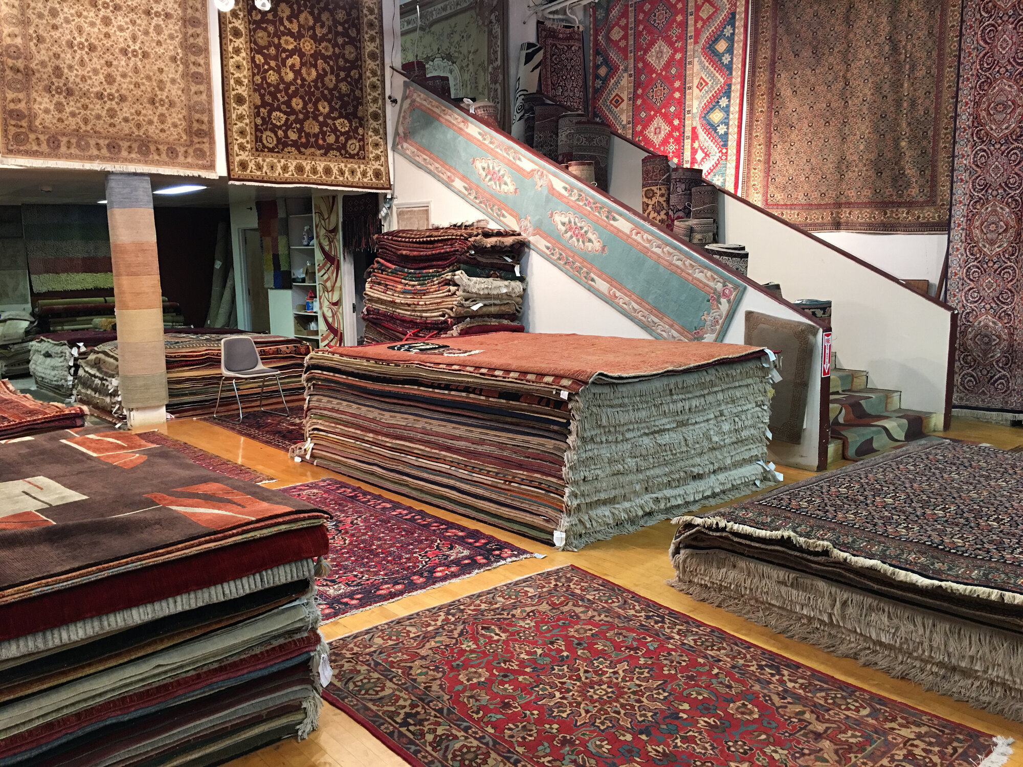 Rug Center Image