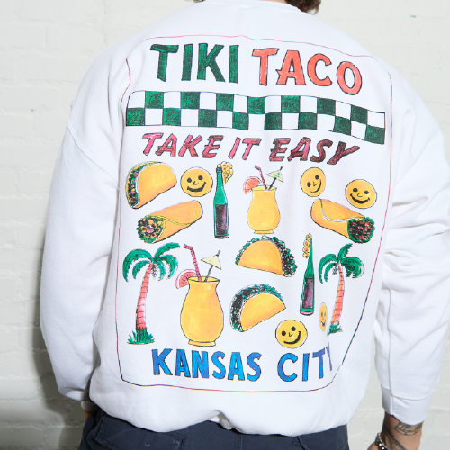 WHITE CREWNECK SWEATSHIRT