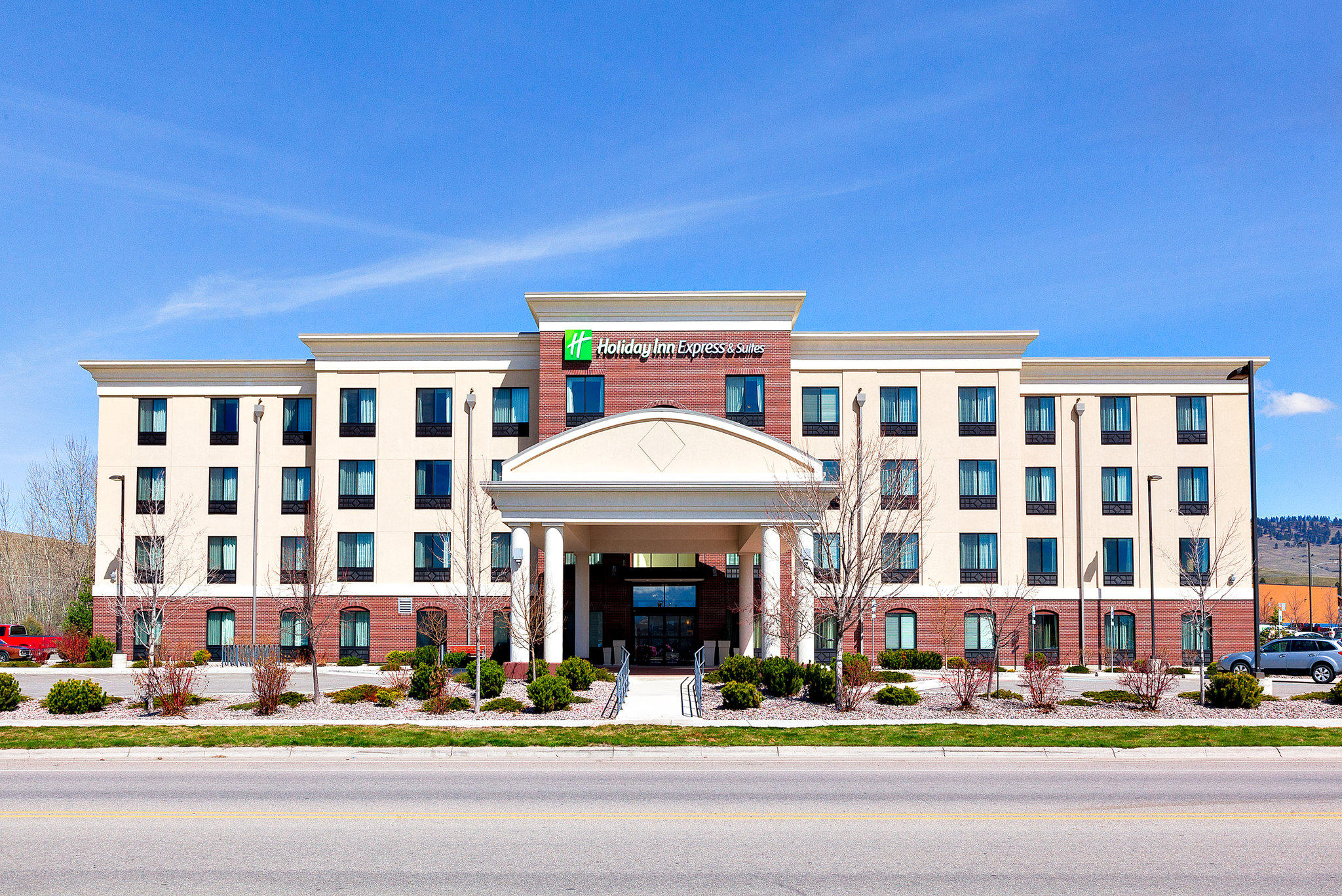 Holiday Inn Express & Suites Missoula Northwest Photo