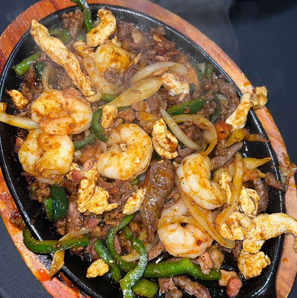 3 Amigos Fajitas (Chicken, Steak, Shrimp)