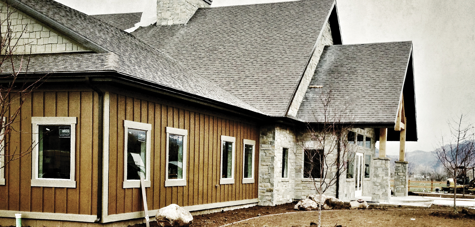 Wind River Homes Inc. Logo