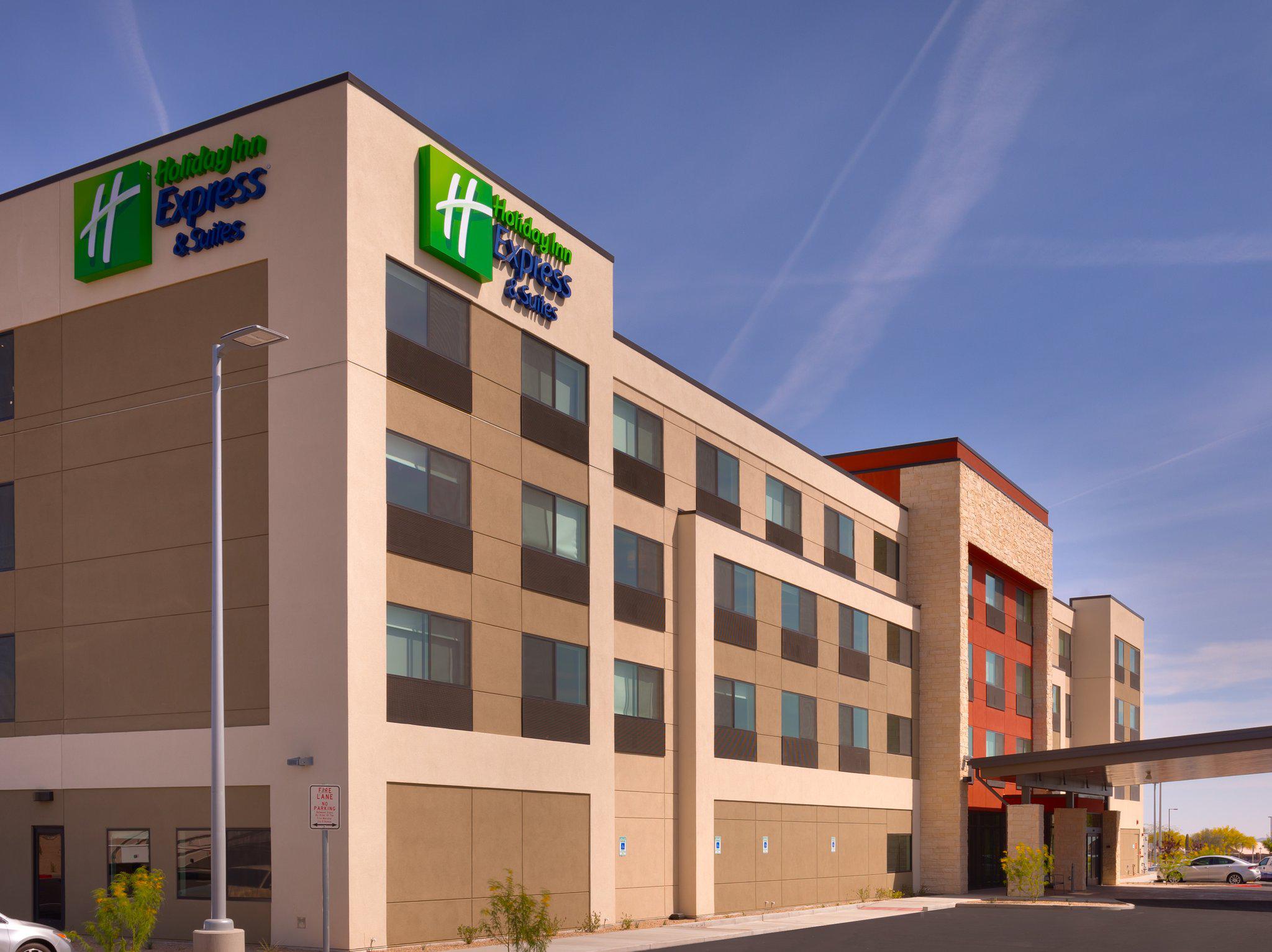 Holiday Inn Express & Suites Phoenix West - Buckeye Photo