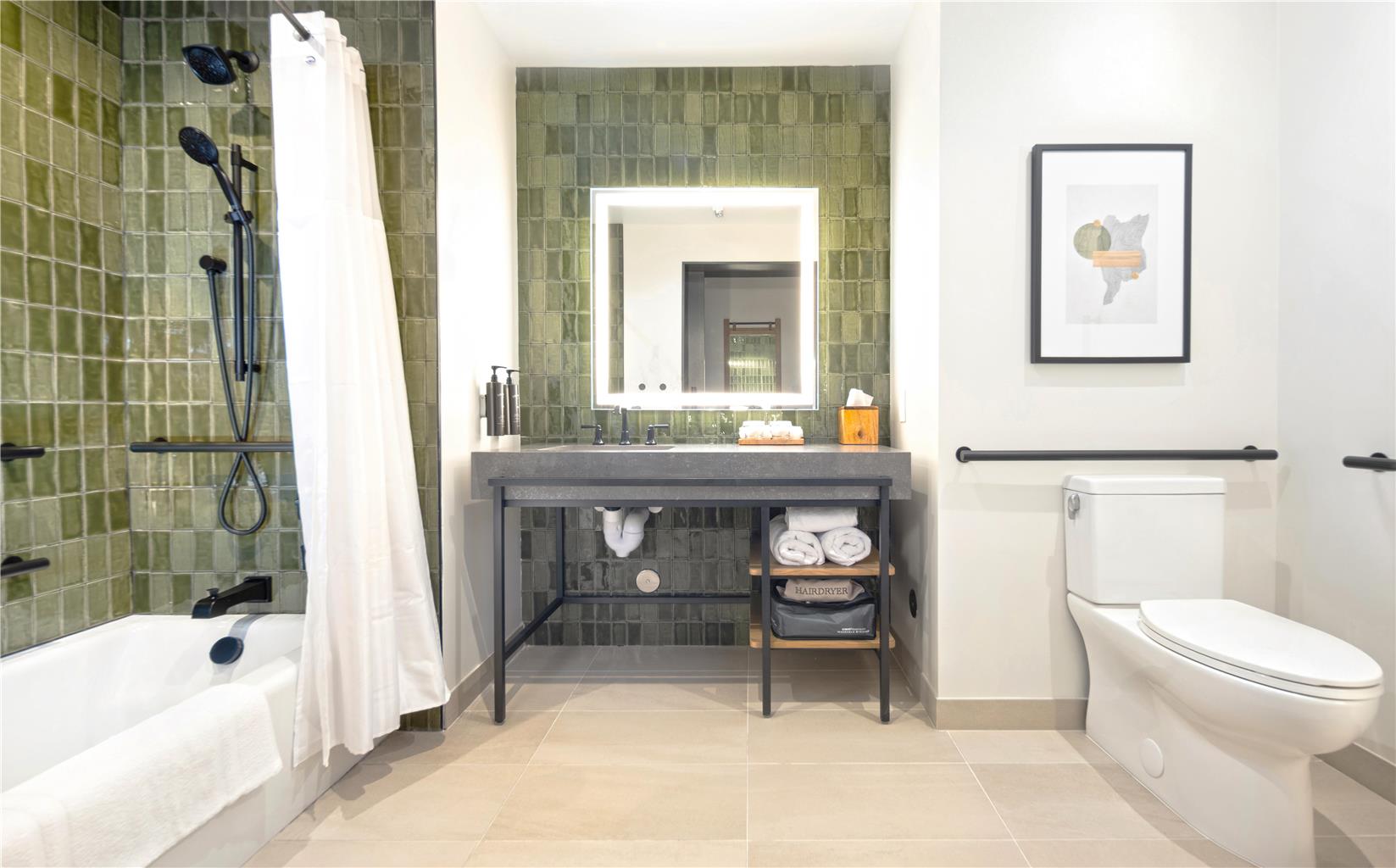 The Key Hotel Dubuque, Tapestry Collection by Hilton Image