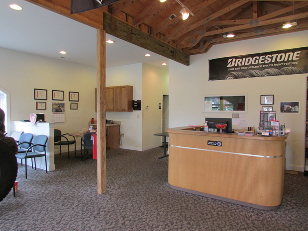 Images McCarthy Tire Service