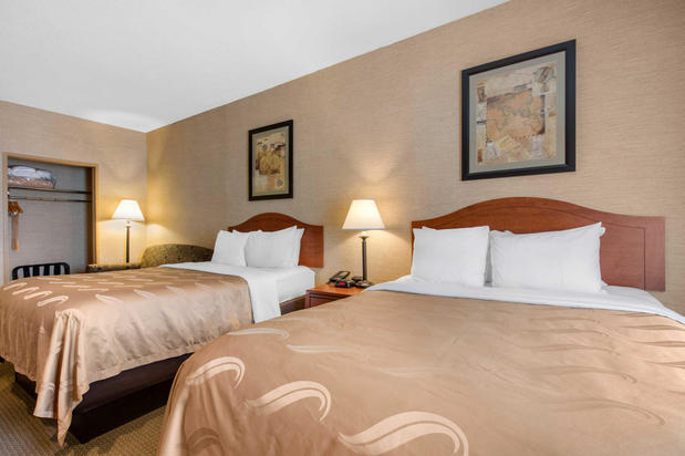 Images Quality Inn & Suites Benton - Draffenville