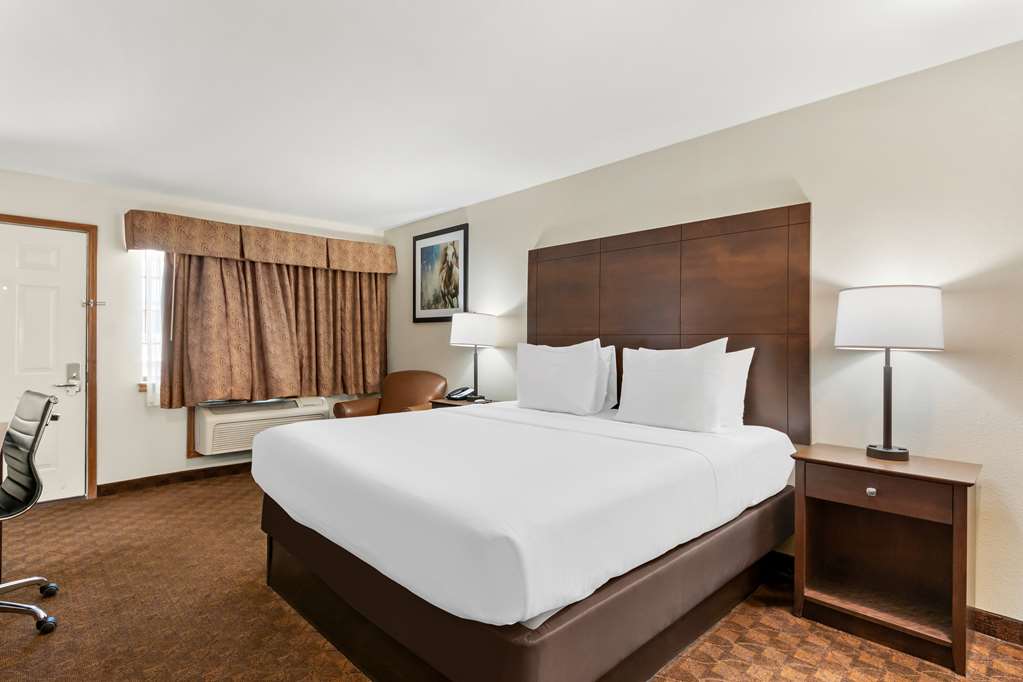 Best Western George West Executive Inn Image