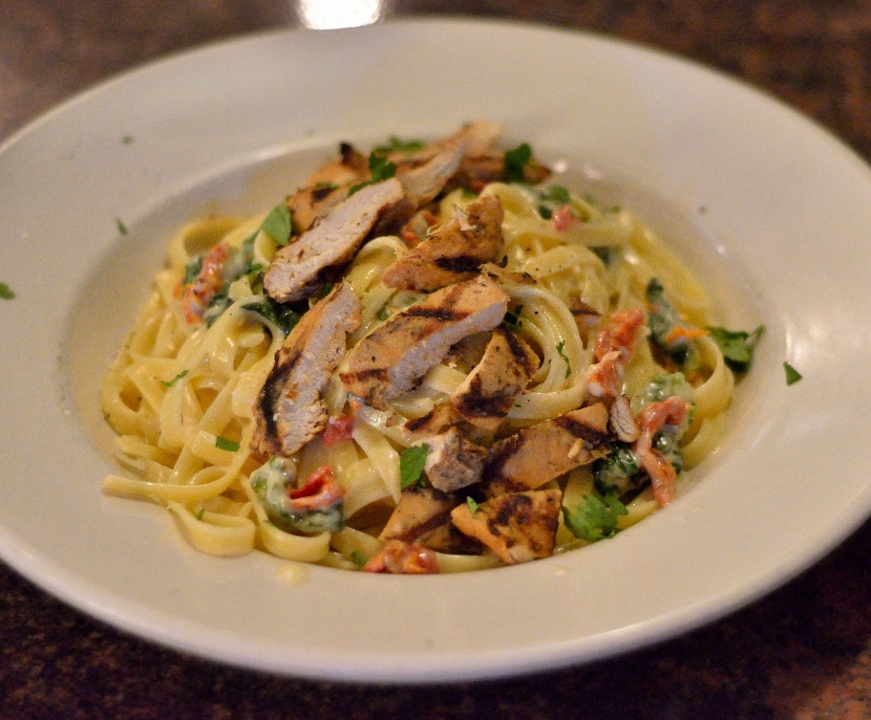 Fettuccine Alfredo