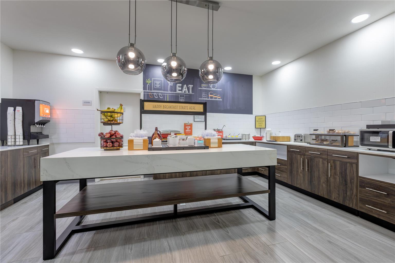 Hampton Inn Houston Deer Park Ship Area Image