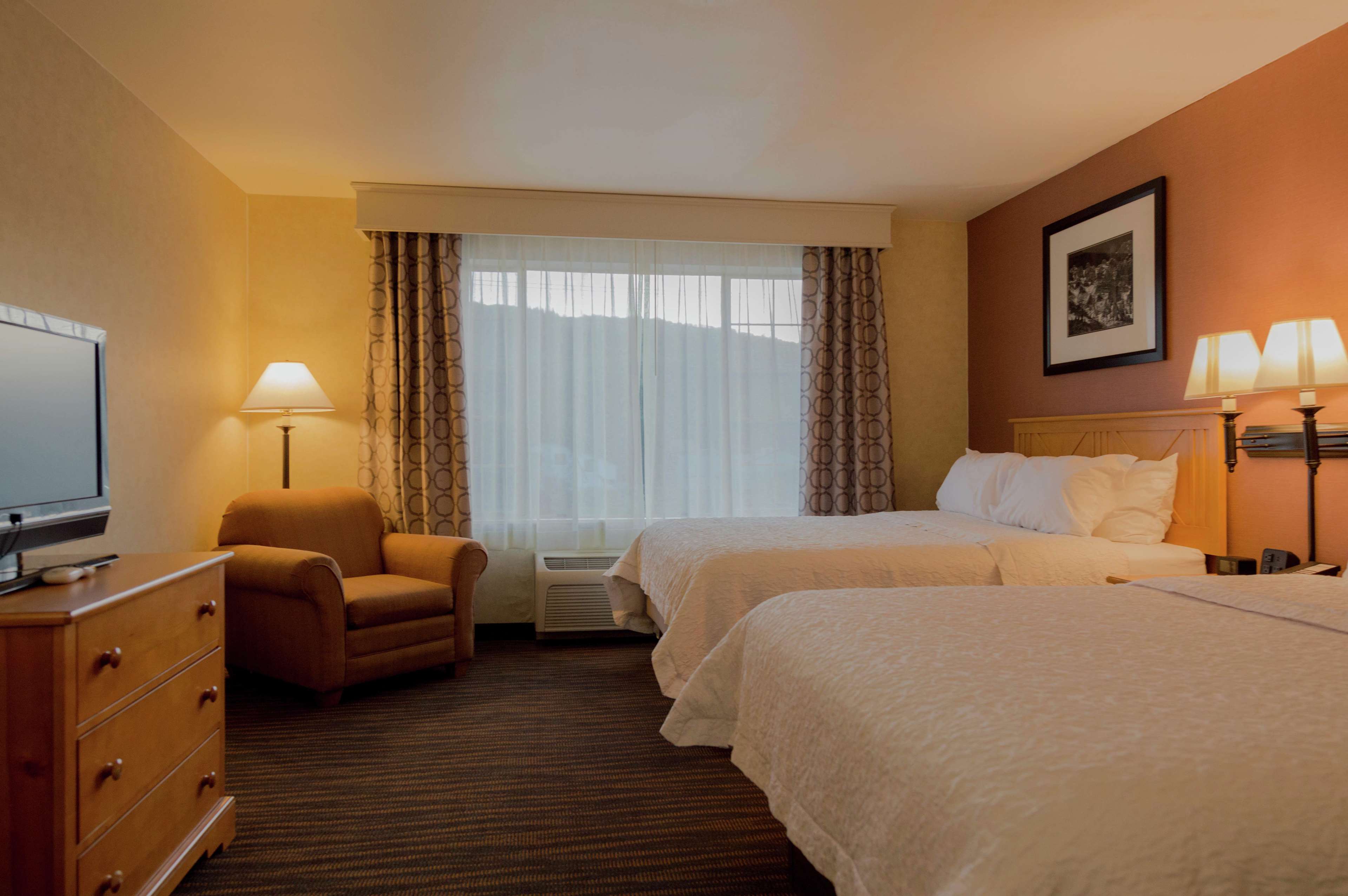 Hampton Inn & Suites Steamboat Springs Photo