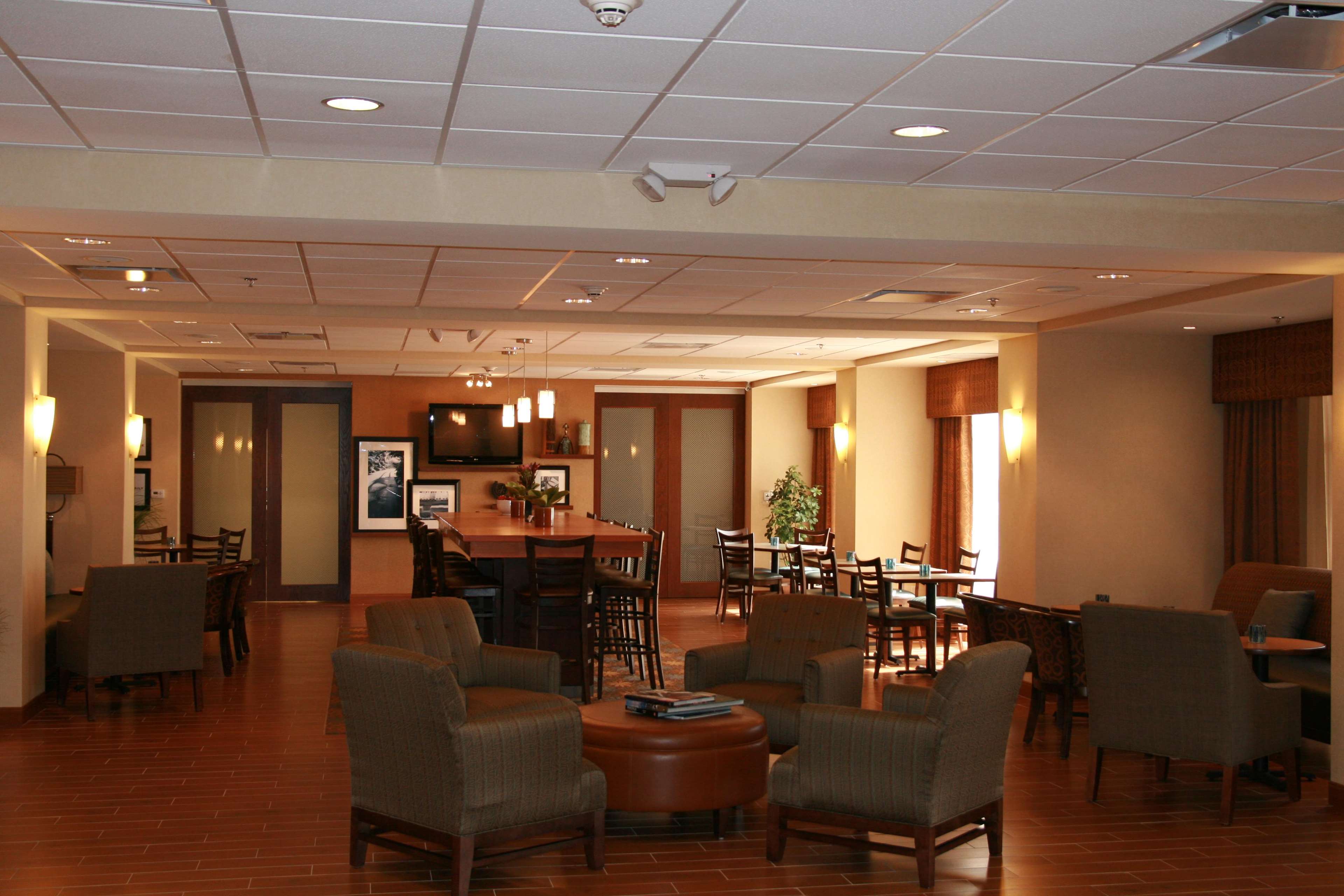 Hampton Inn Denver Northeast-Brighton Photo