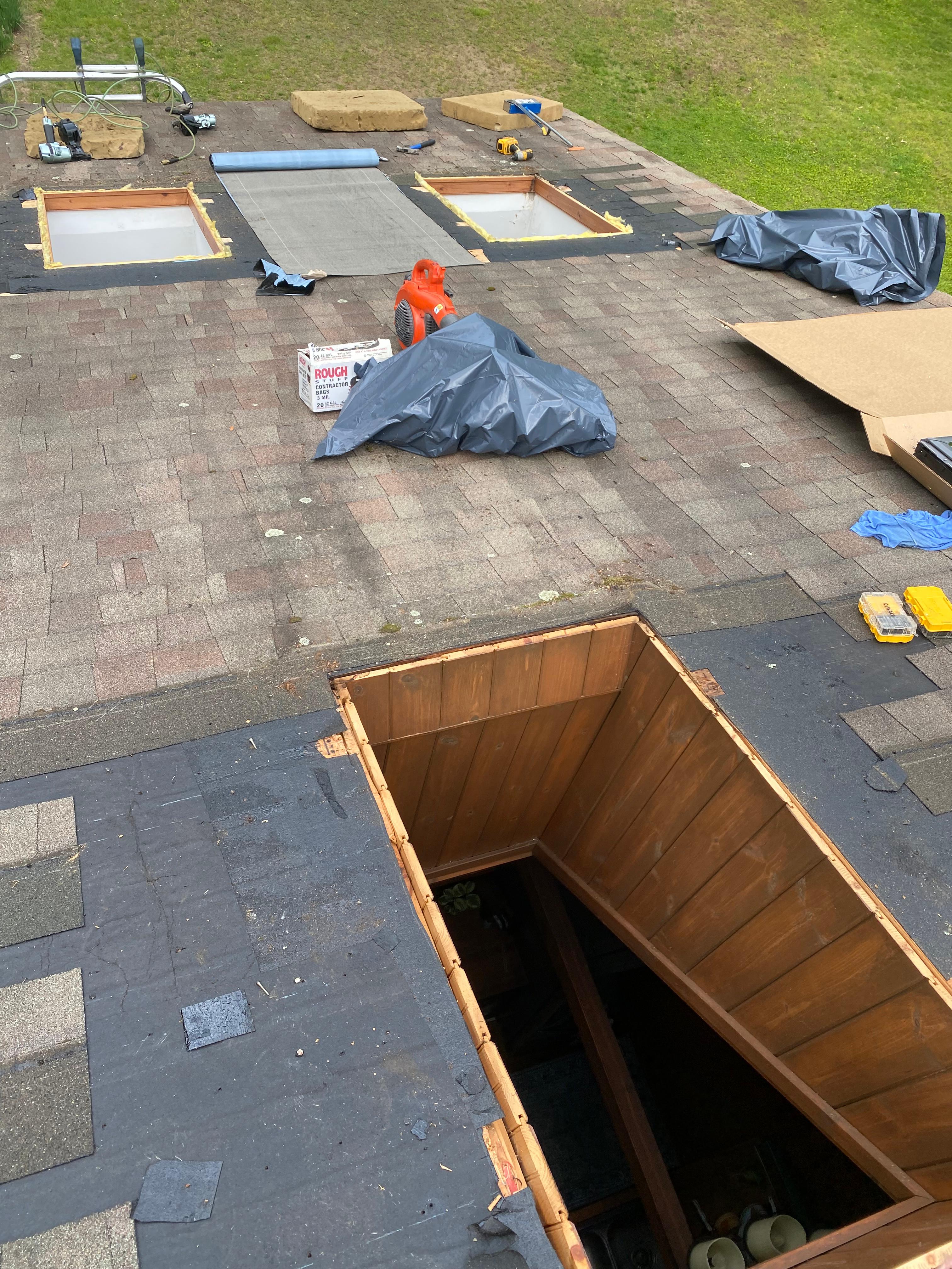 C & J Construction & Roofing, LLC Image