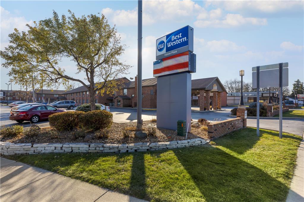 Best Western Falcon Plaza - Bowling Green Image
