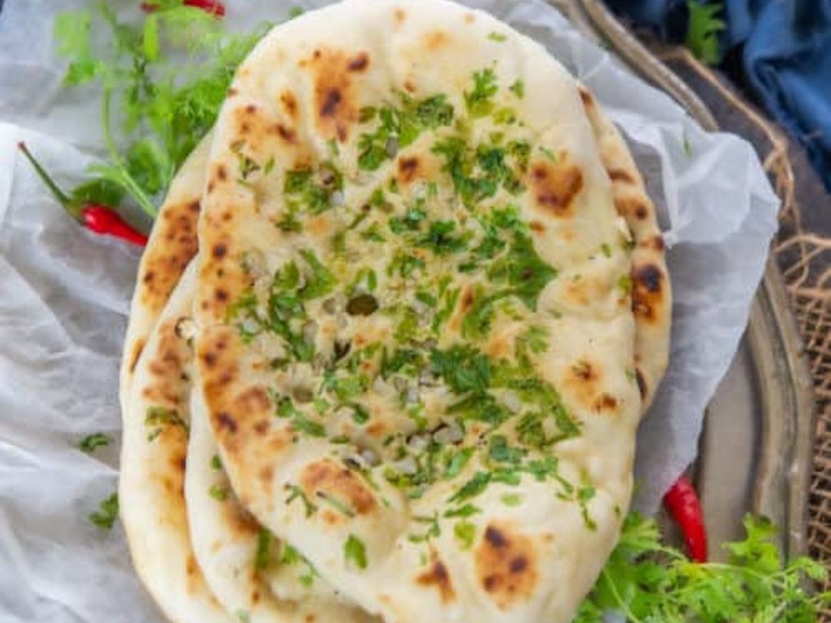 Garlic naan