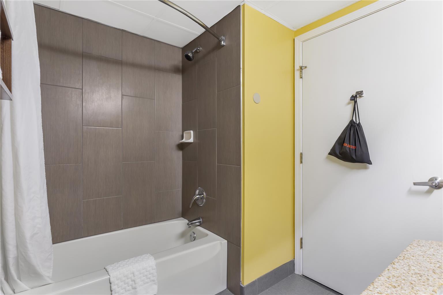 Best Western Plus Suites-Greenville Image