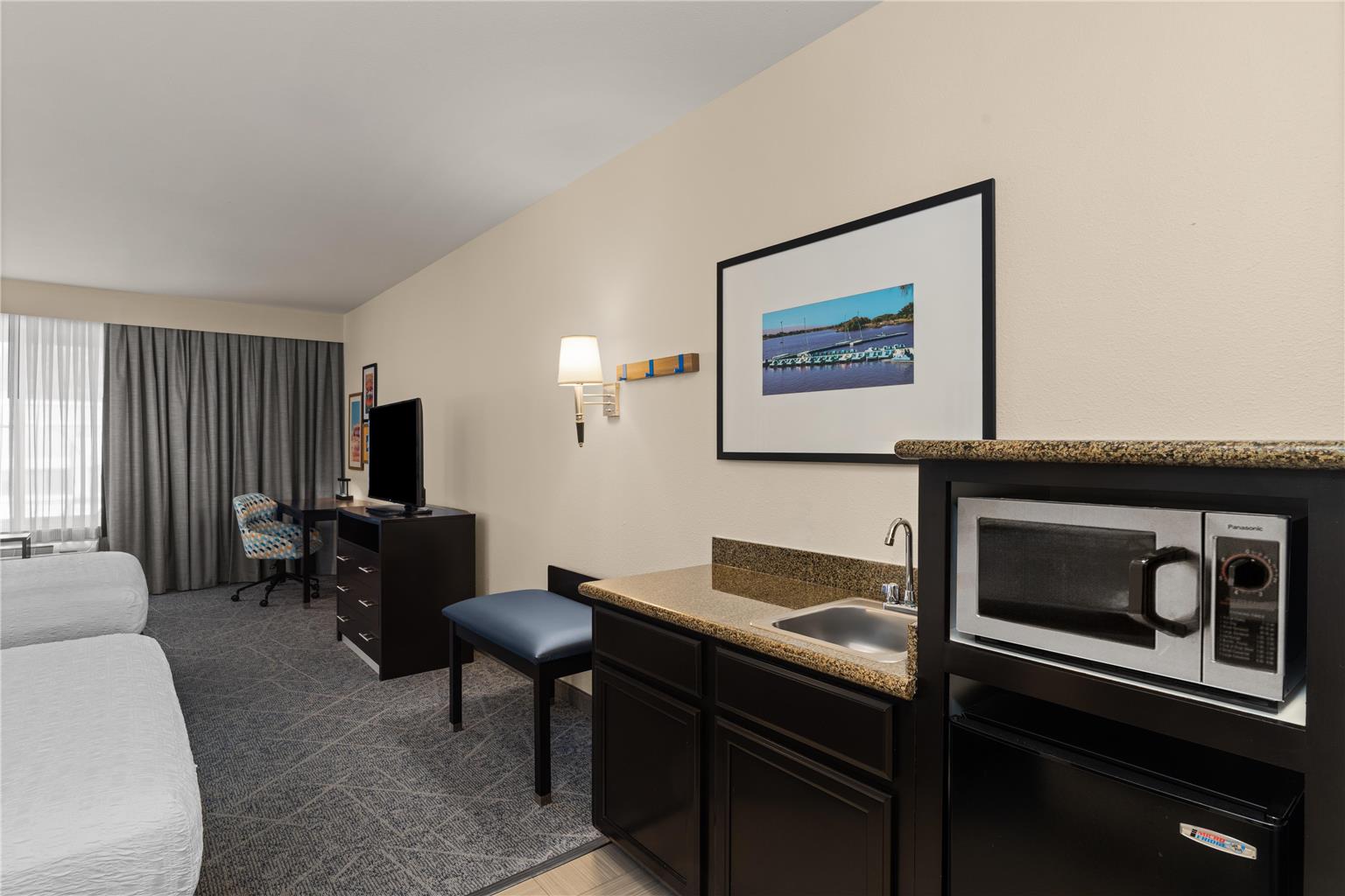 Hampton Inn & Suites Mountain View Image